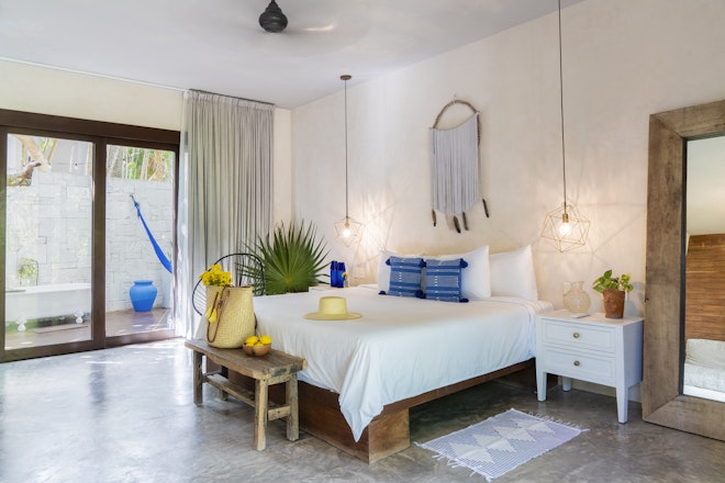 Ground Floor Beachside Suite at Lula by La Zebra - Bedroom