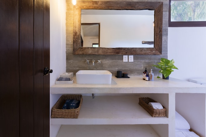Jungle Suite with Terrace at Lula by La Zebra - Bathroom