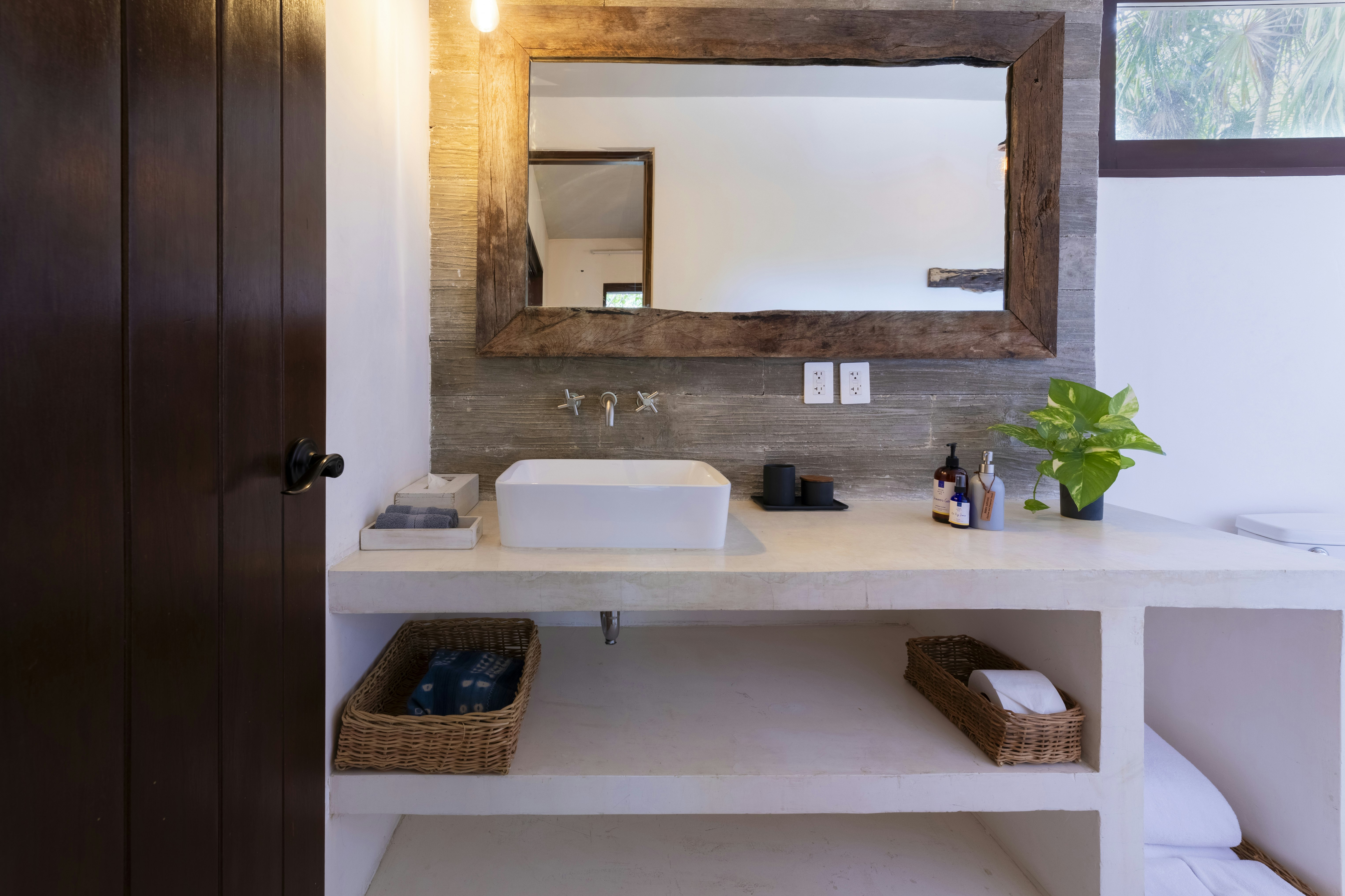 Jungle Suite with Terrace at Lula by La Zebra - Bathroom