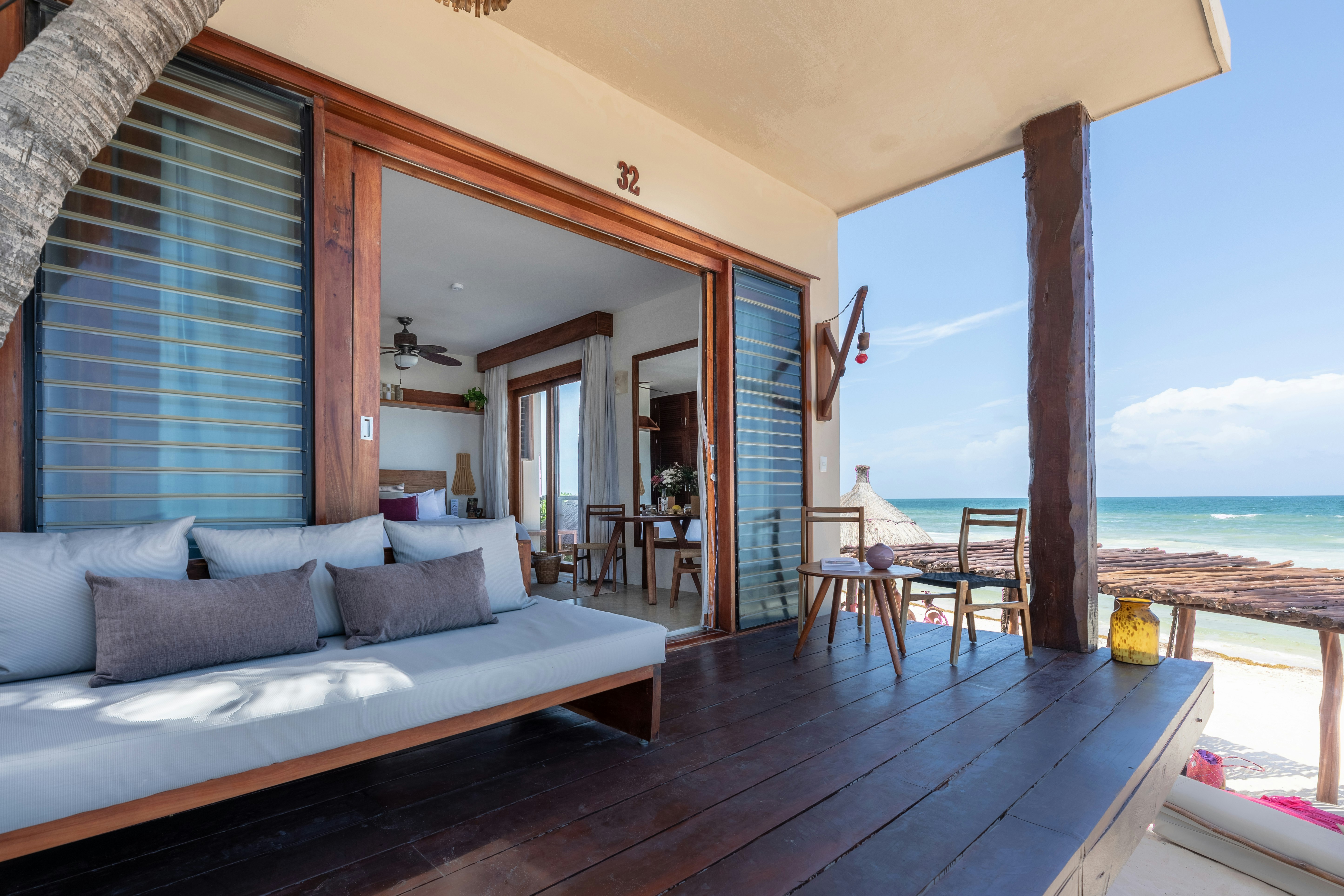 Beach Front Ground Floor Suite - Patio