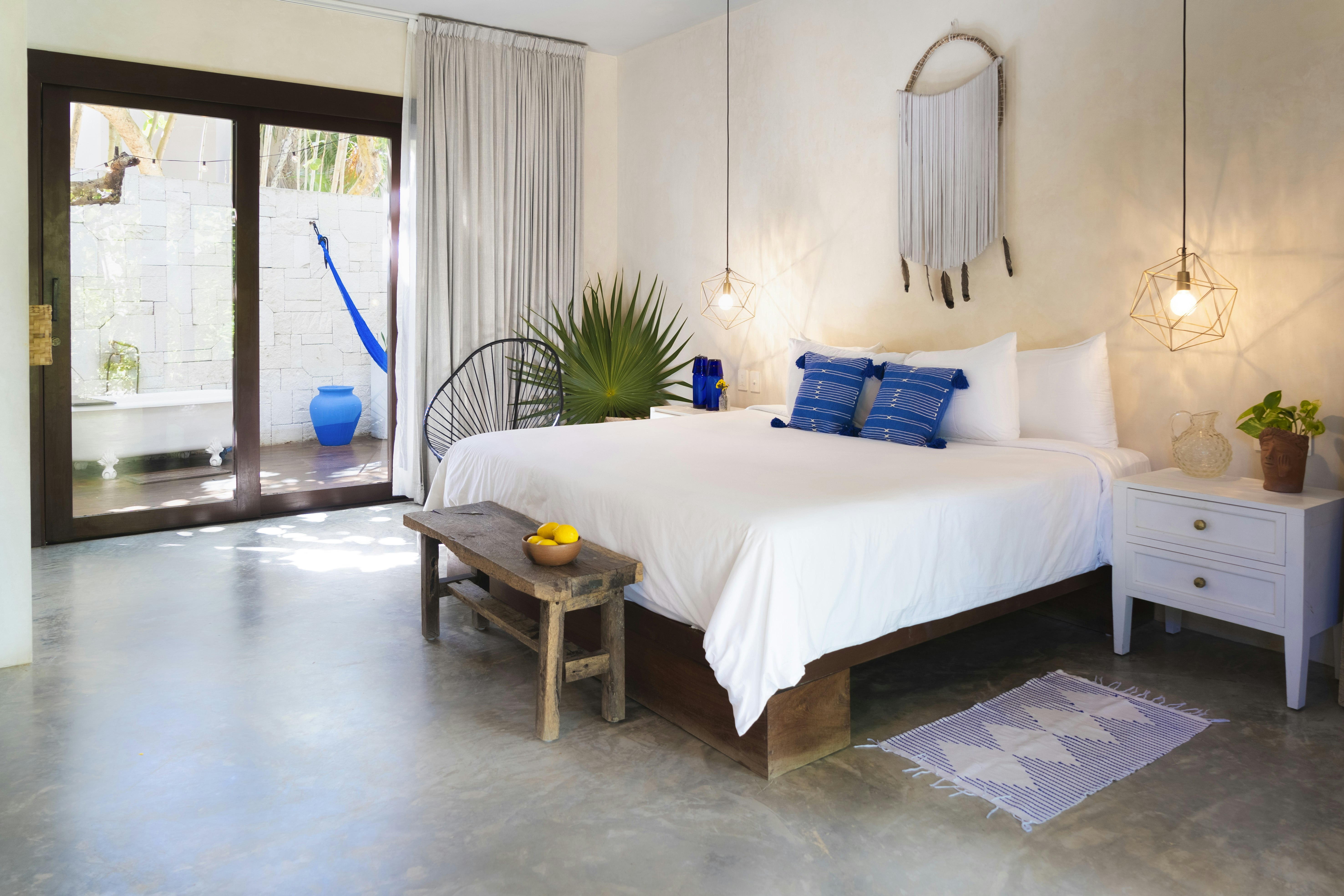 Ground Floor Beachside Suite at Lula by La Zebra - Bedroom