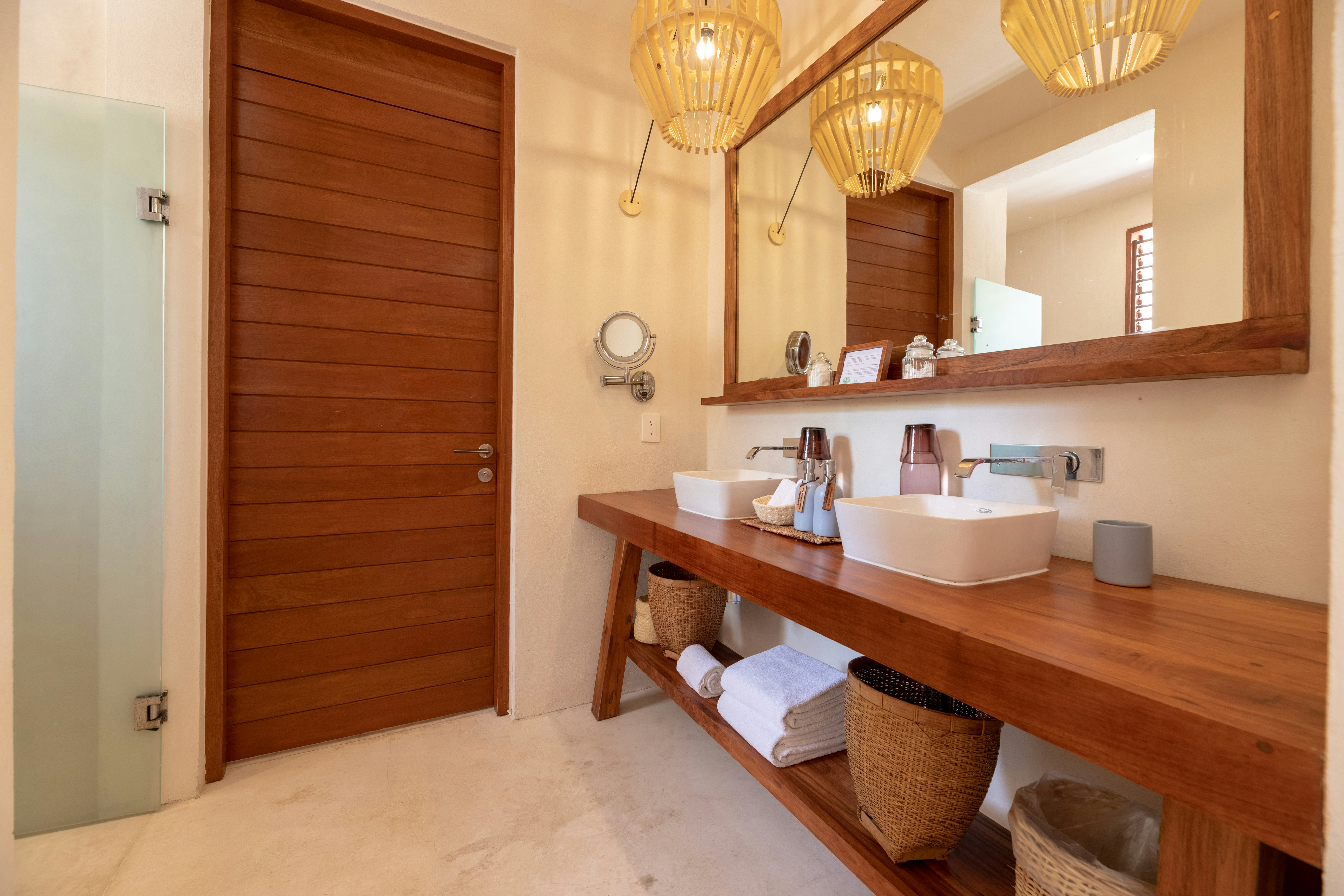 Sea View Ground Floor Suite with Plunge Pool - Bathroom