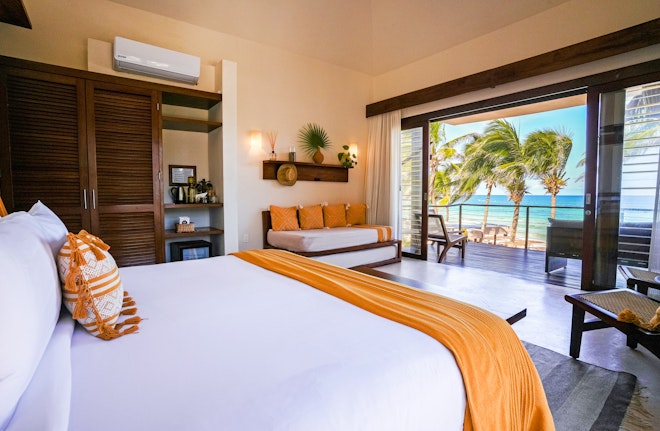 Sea View Balcony Suite - Bedroom