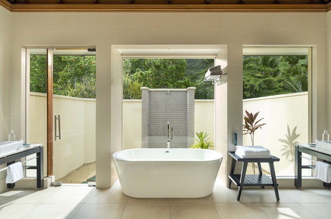 Beach Villa - Bathroom