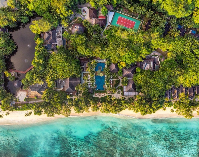 Labriz Silhouette Seychelles - Aerial