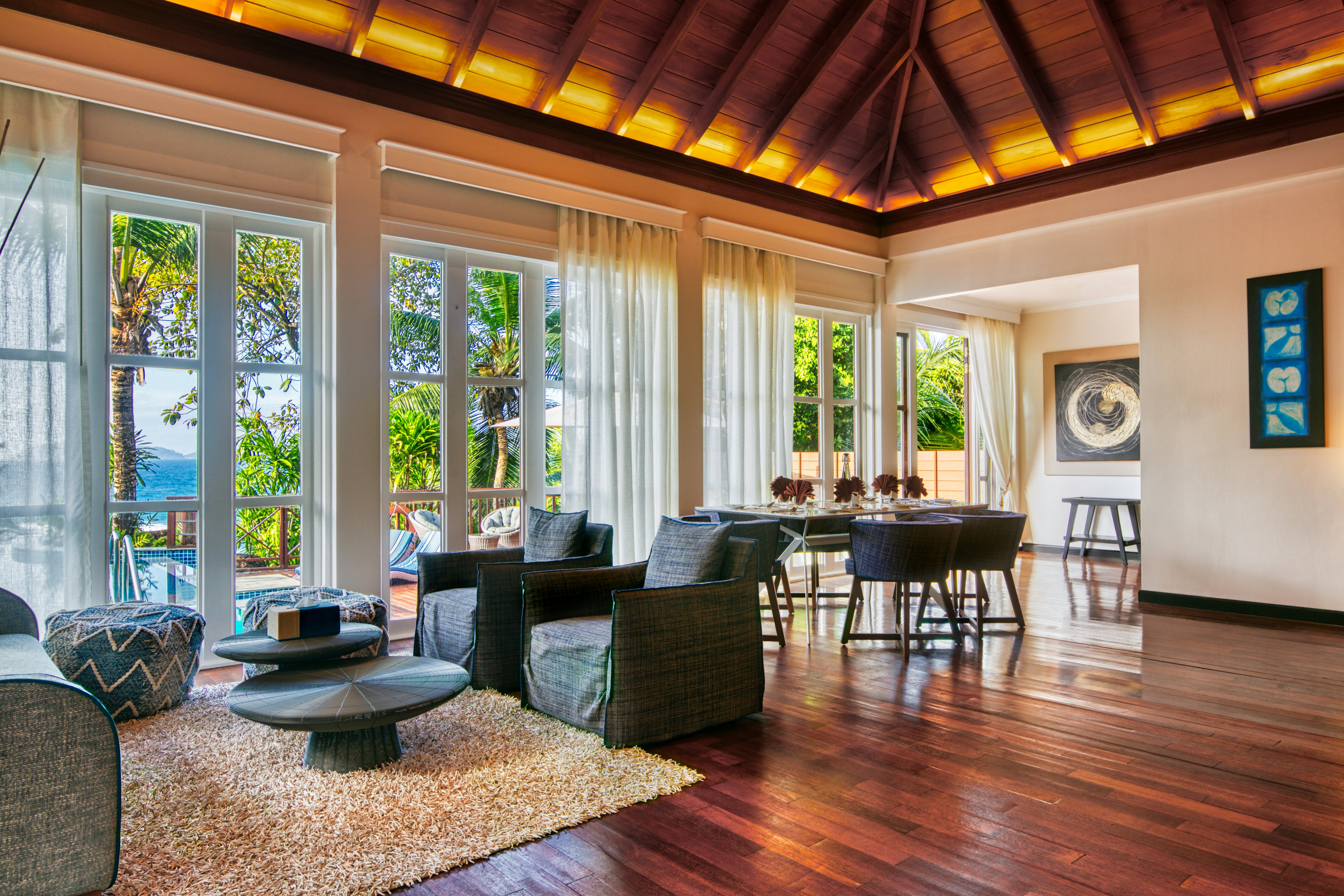 Two Bedroom Labriz Retreat - Living Area