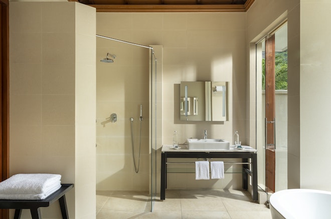 Beach Villa - Bathroom