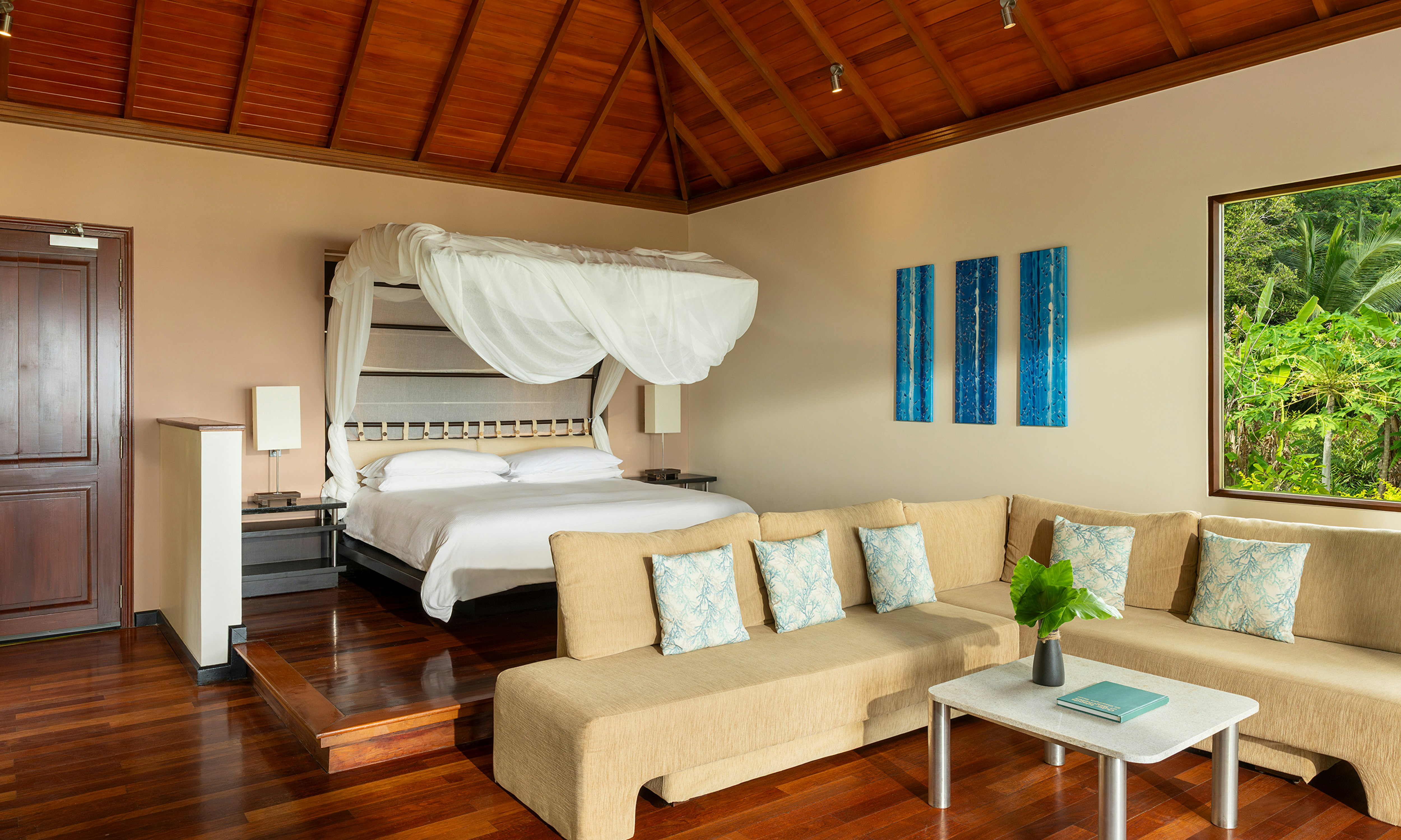 Beach Sanctuary Pool Villa - Bedroom