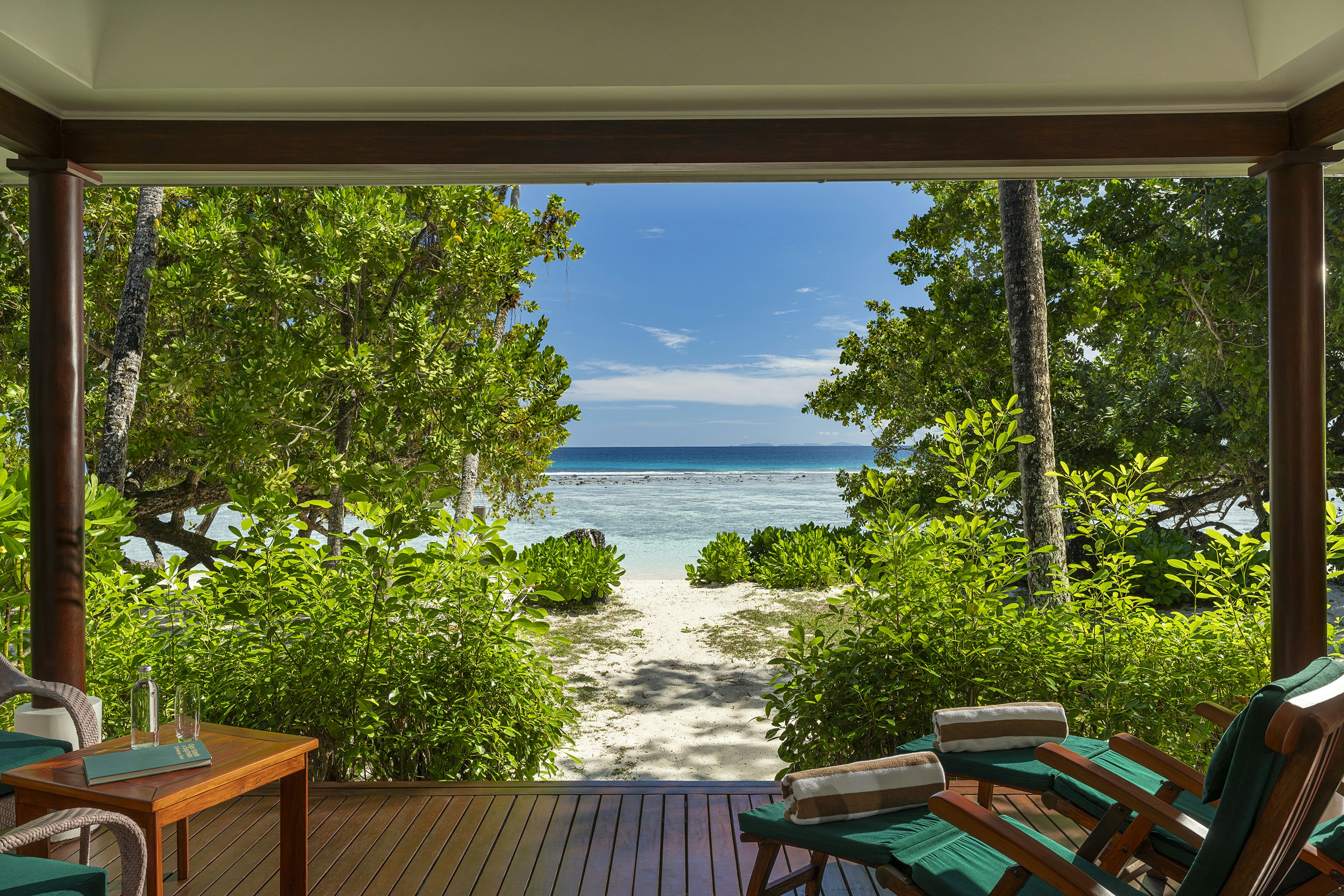 Beach Villa with Garden Plunge Pool - Deck