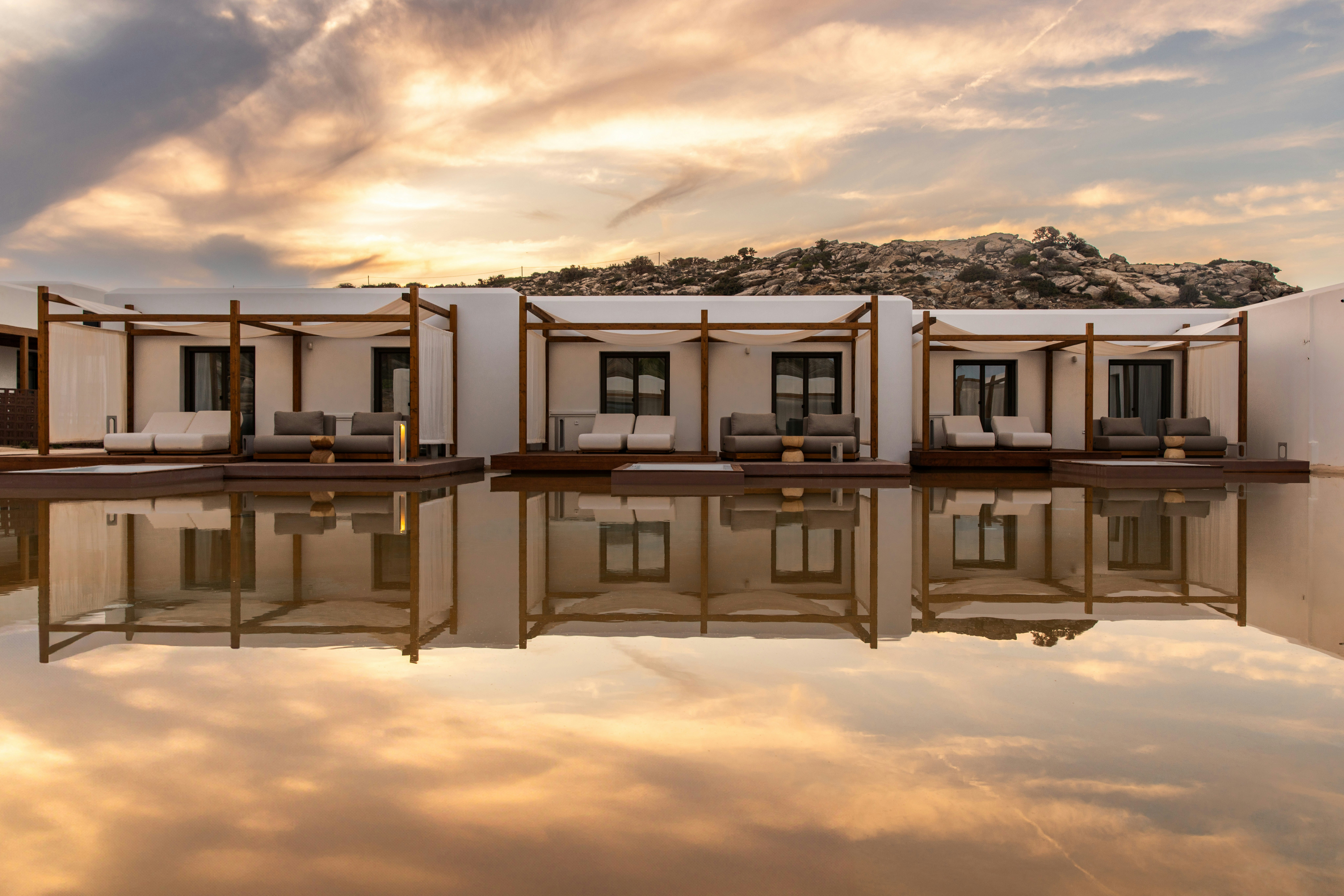 2 Flamingo Valley Suites Inter-Connecting