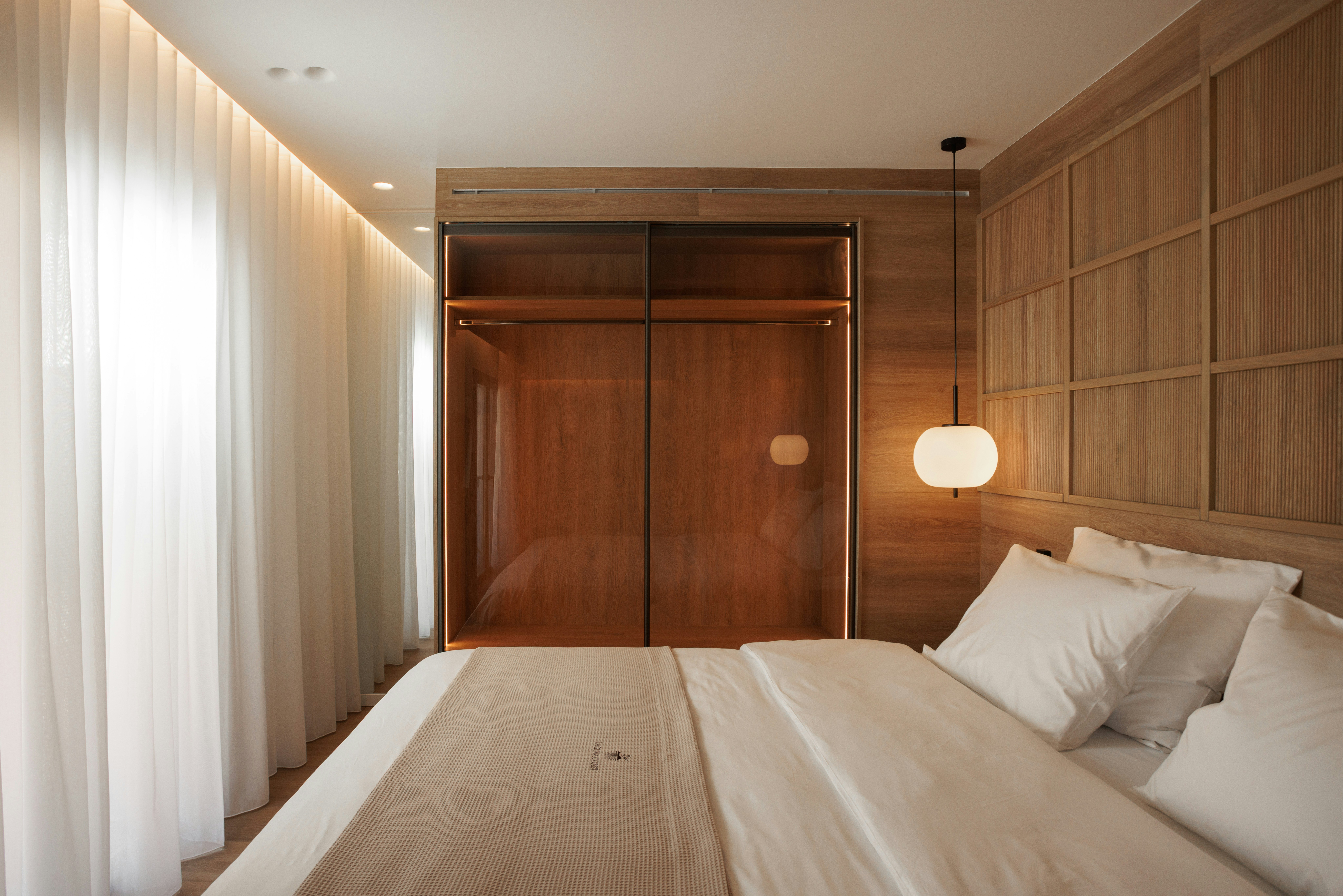 Neanderthal Hills Suite | Private Pool | Partial S. V.