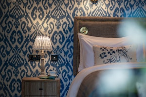 Lakehouse Room