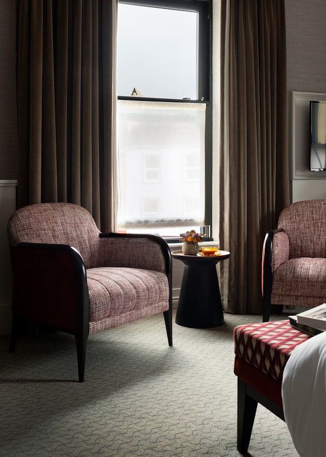 Signature Deluxe Room - Living Area