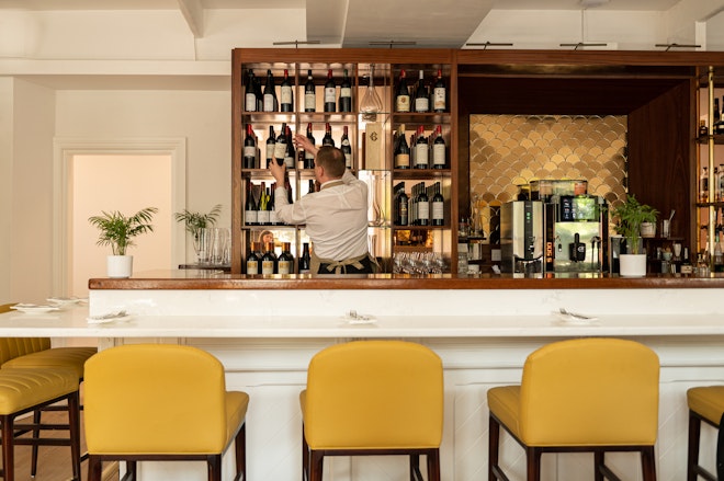 Dining Bar Terrace