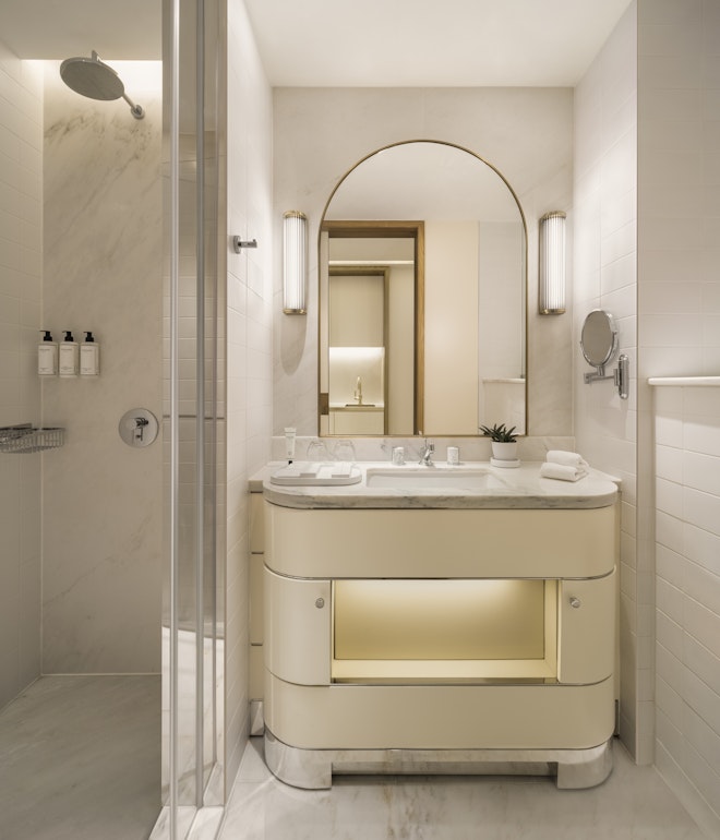 Guest Room Bathroom