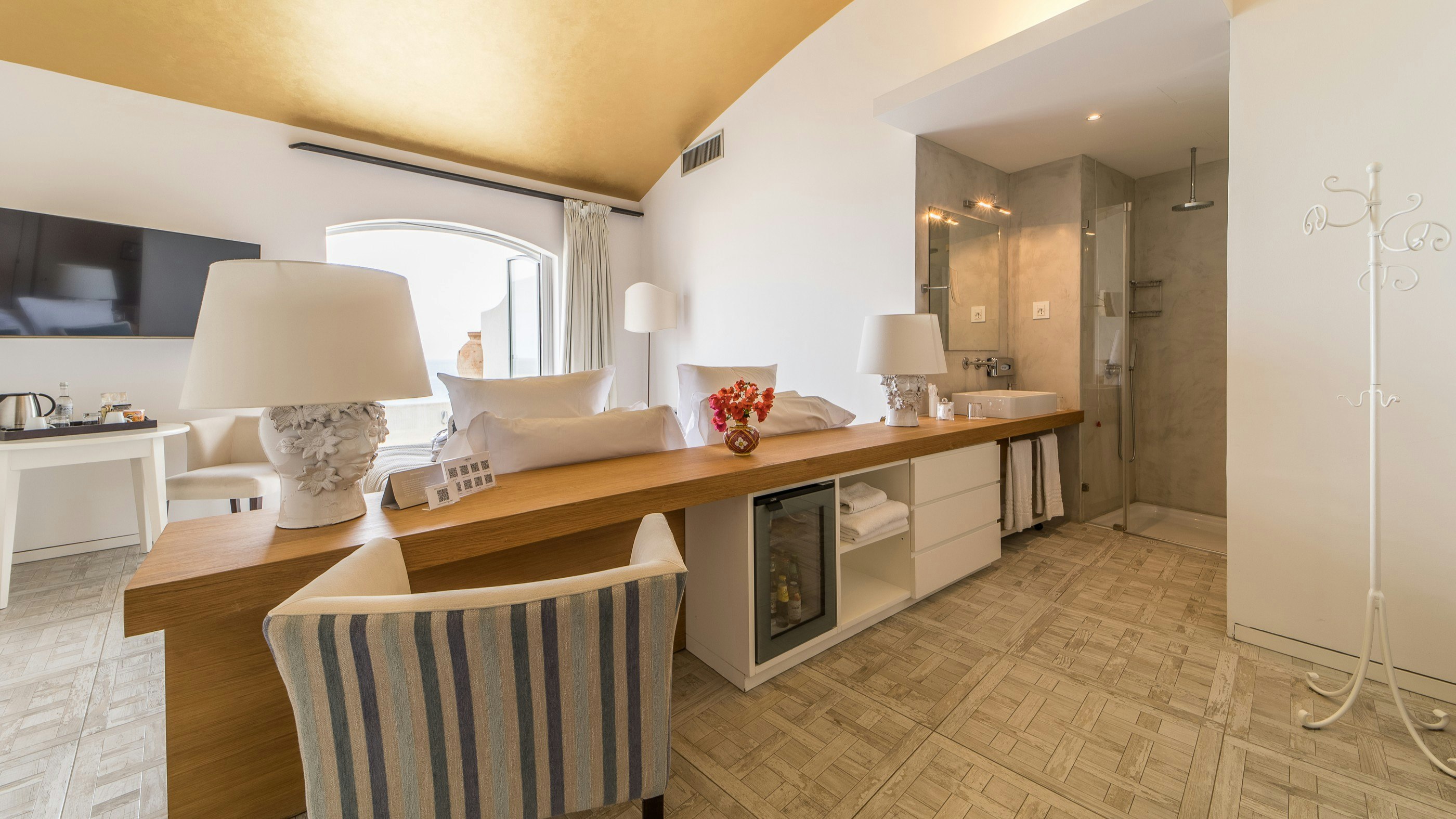 Prestige Room - Living Area