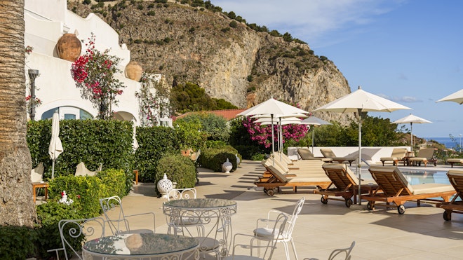 Pool - View On The Rocca, UNESCO Geopark