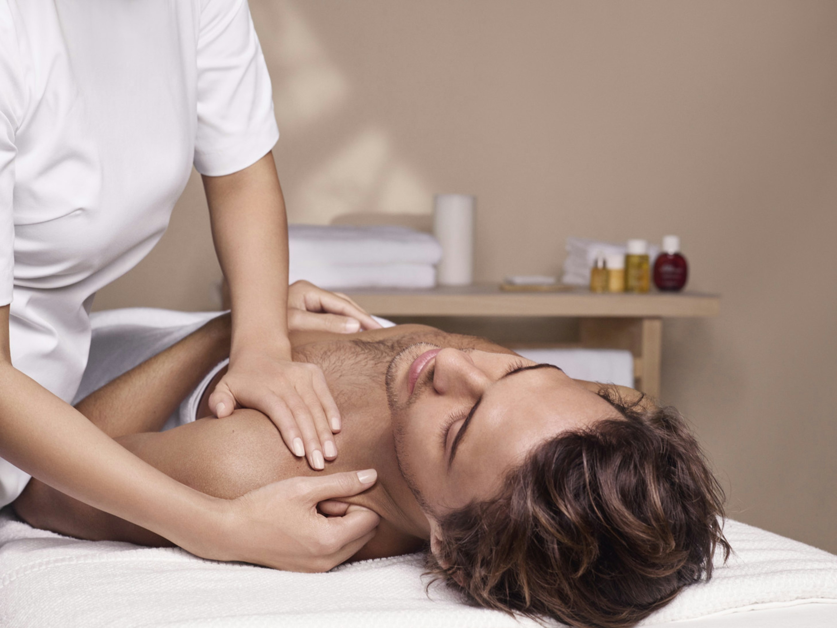 Spa by Clarins treatment