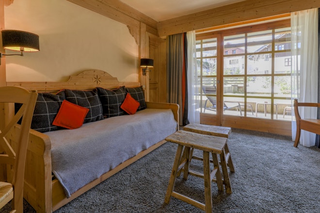 Junior Suite Lounge
