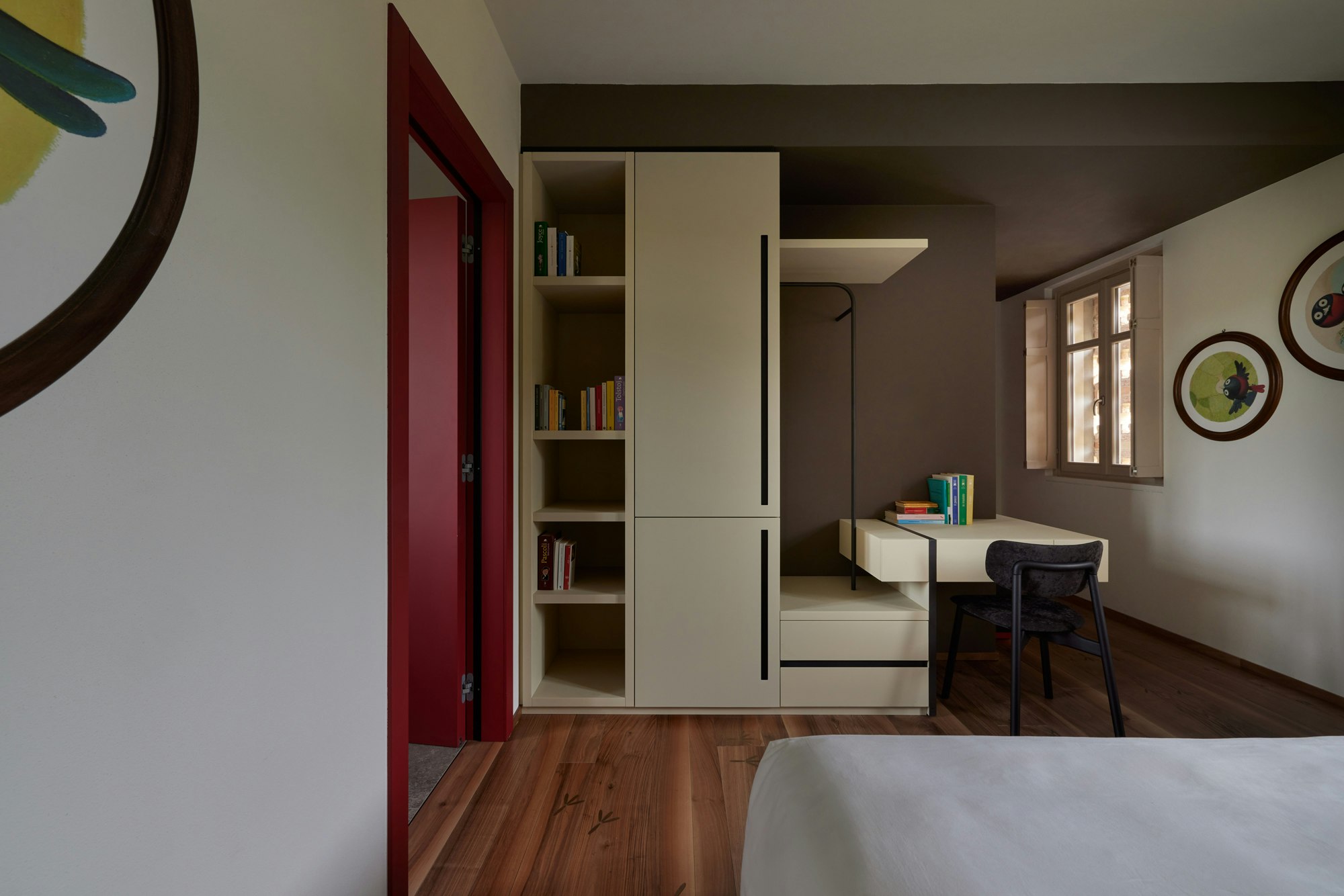 Deluxe - Room Details