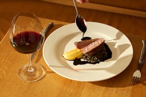 Le Mas Chef Menu Ryan Edwards Magret De Canard Courge Musquee Lentilles De Puy