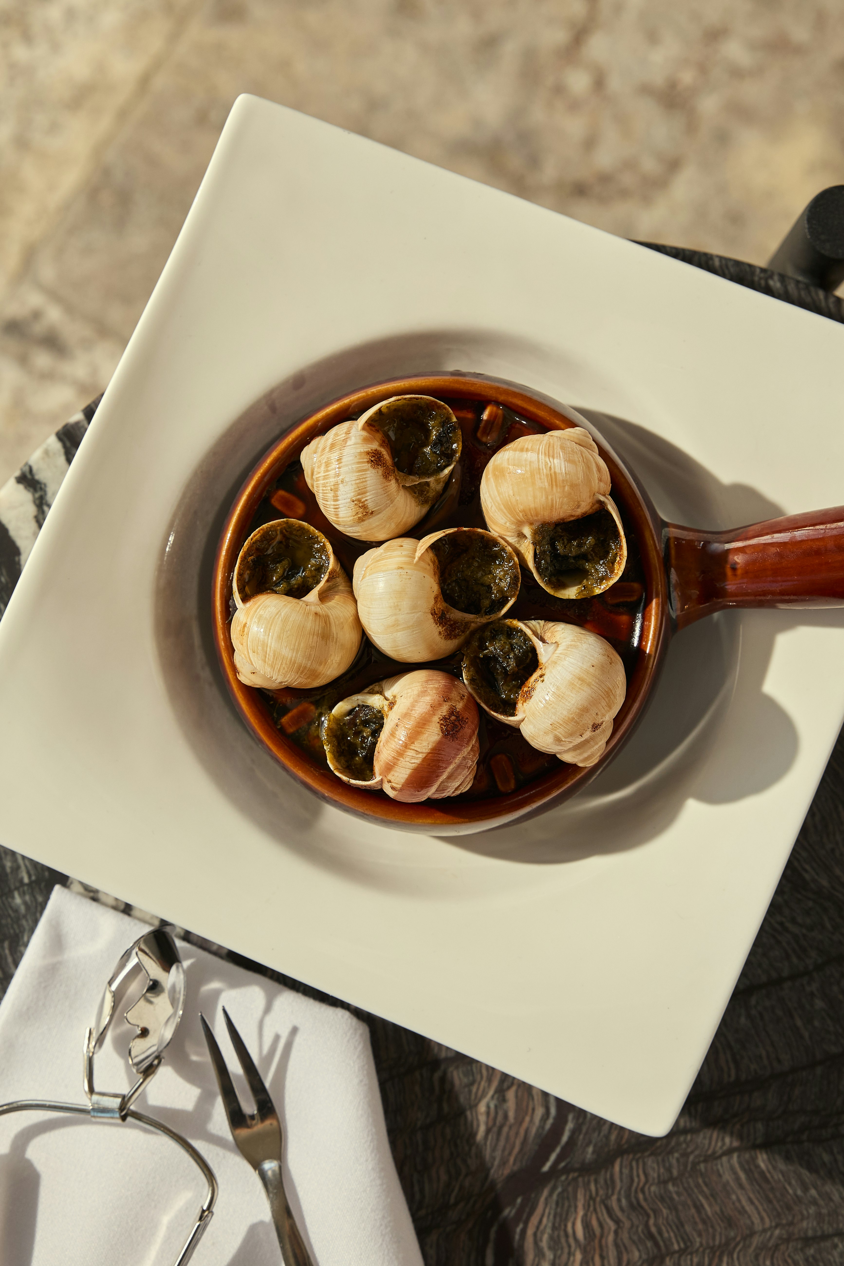 Le Mas Petit Repas Escargots Flambe