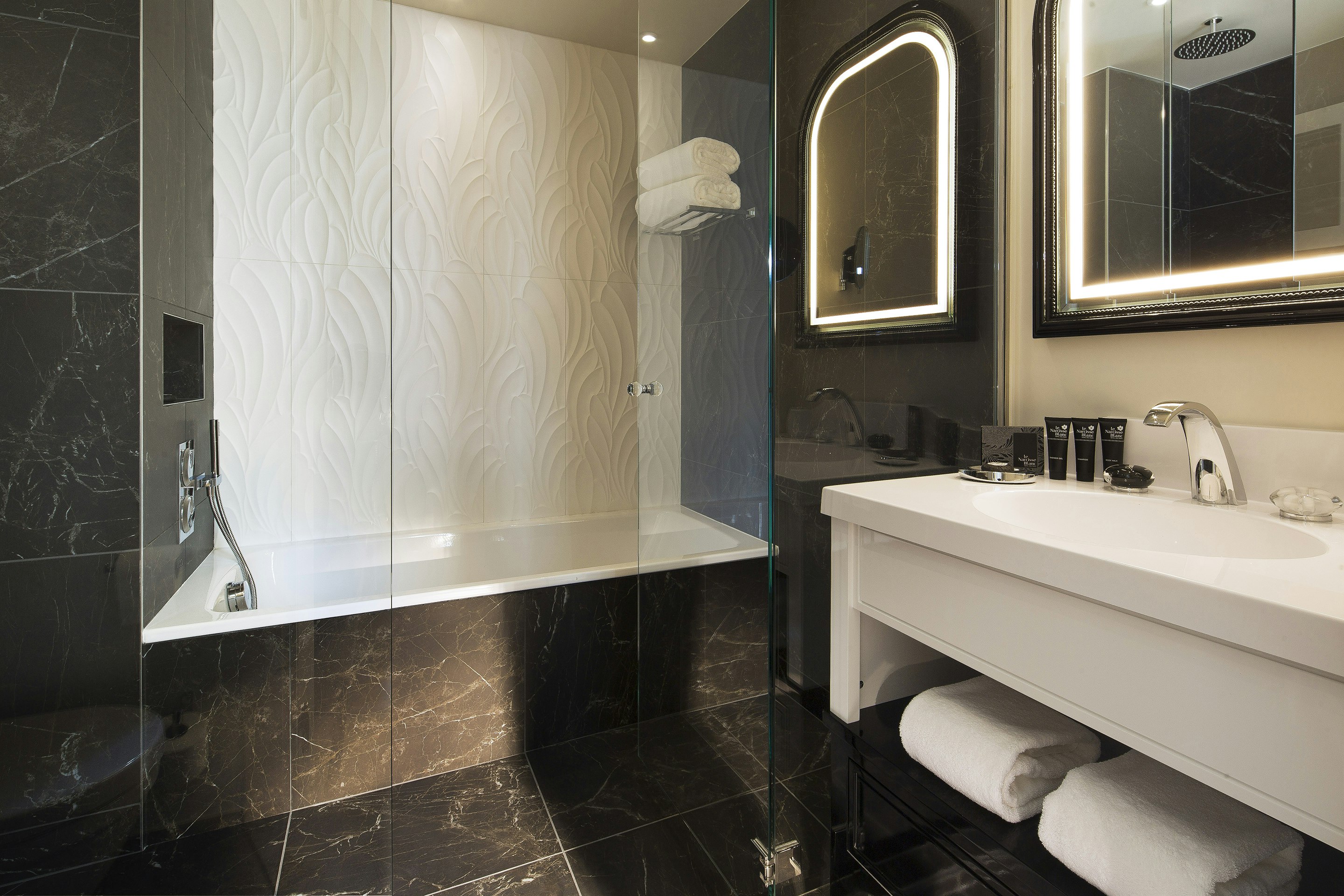 Executive Room - Bathroom
