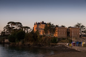 Le Nessay Entrance on the Peninsula