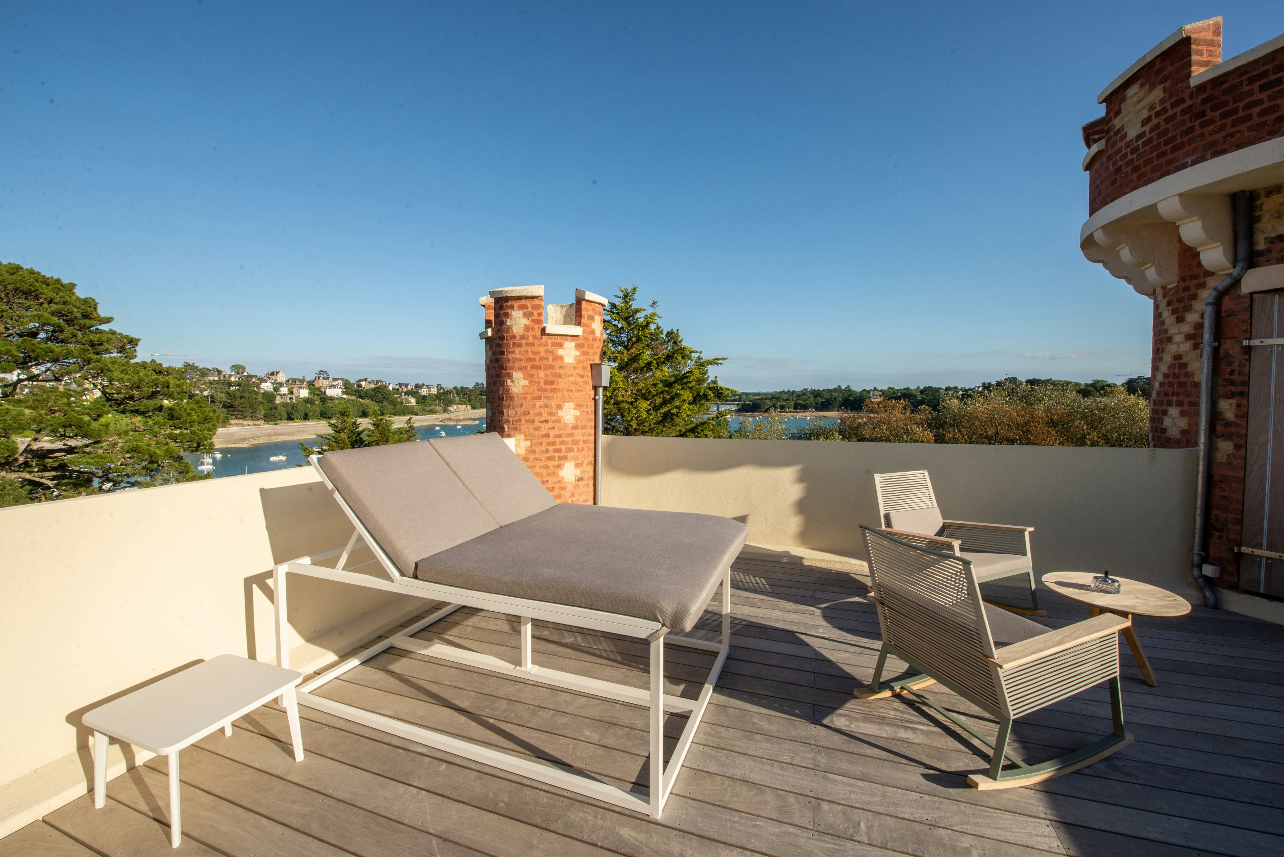 Nessay Suite Terrace