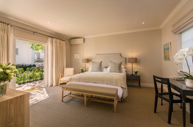Classic Room - Bedroom
