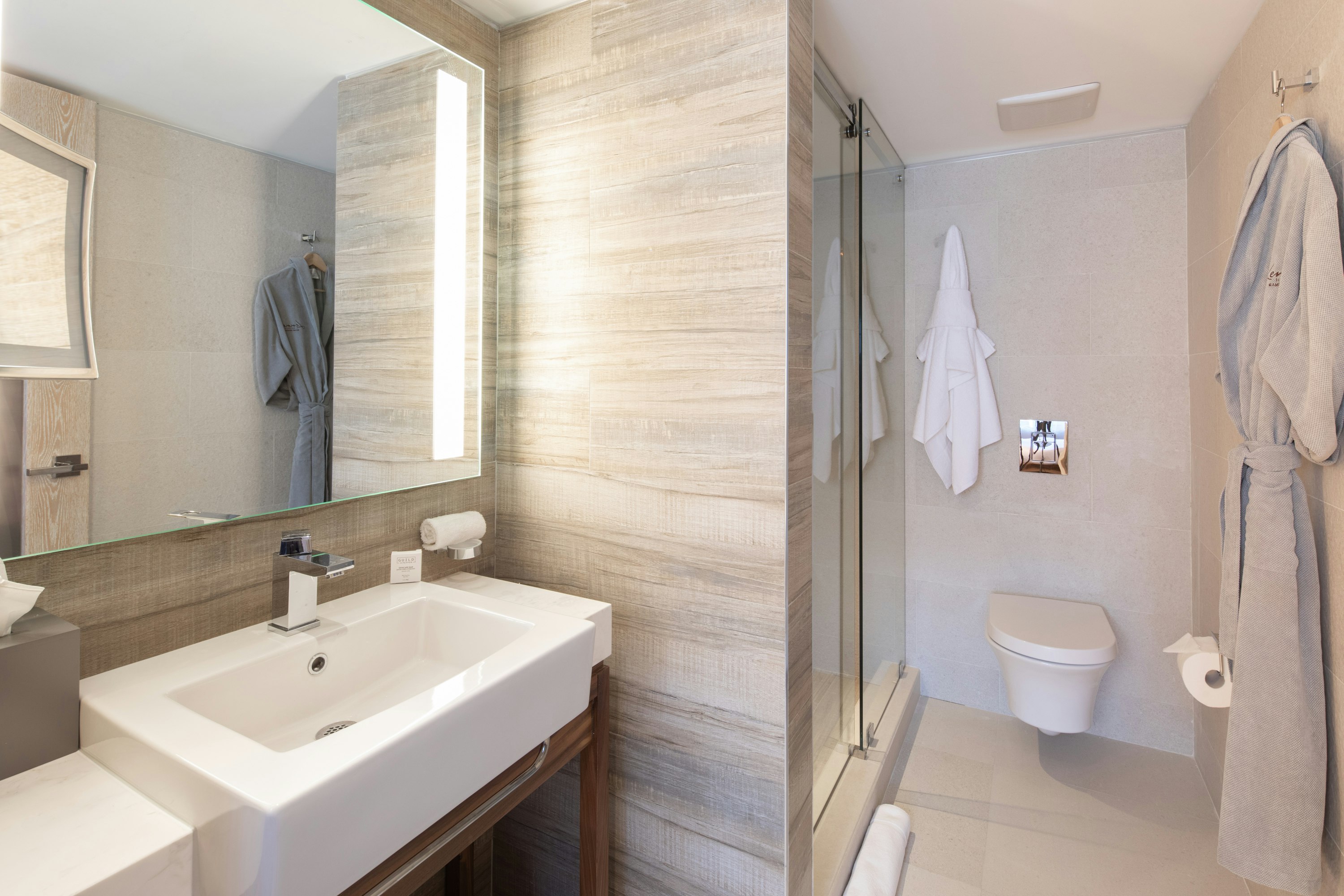 Accessible Superior Room - Bathroom