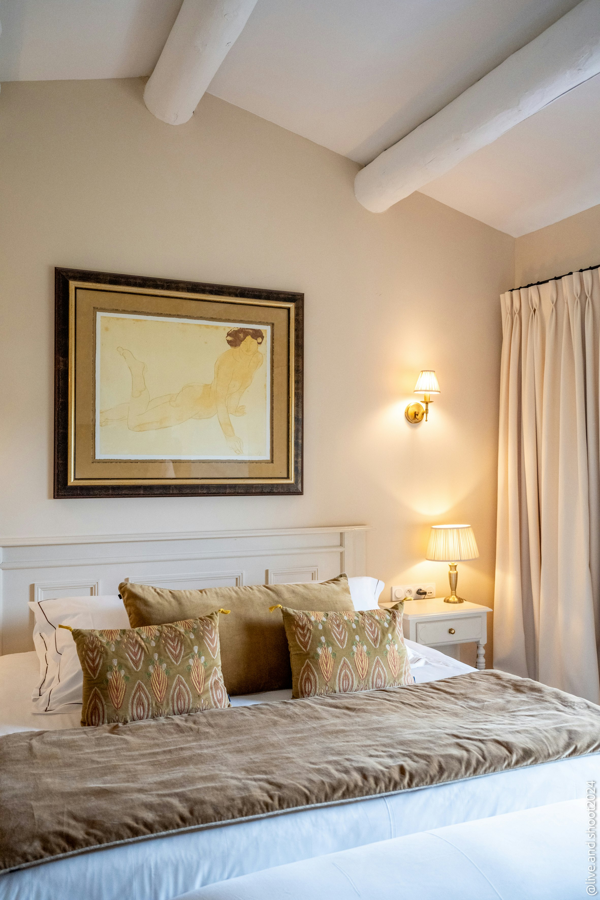 Or des Sauges Room with Balcony