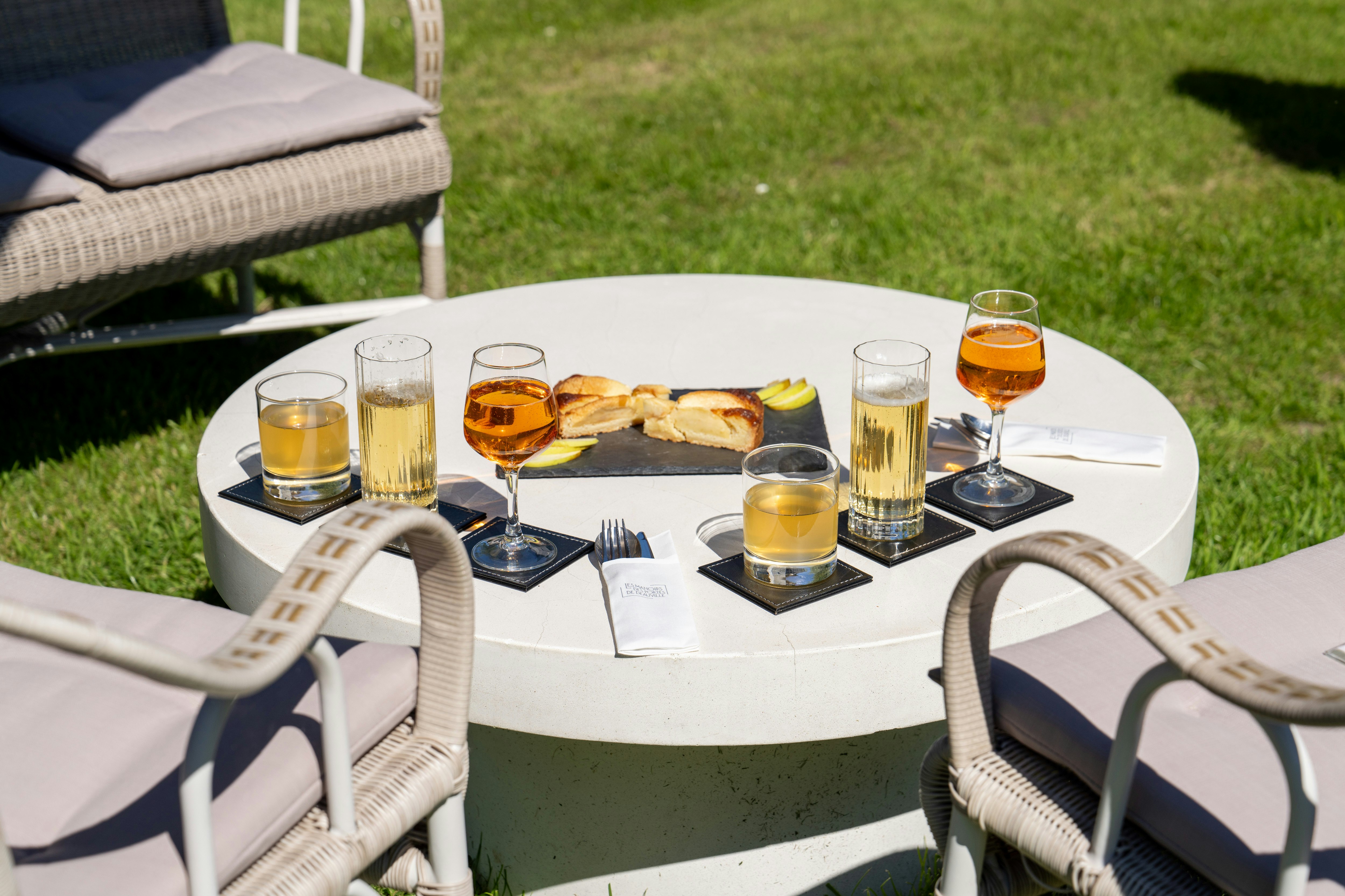 Outdoor Food and Drinks