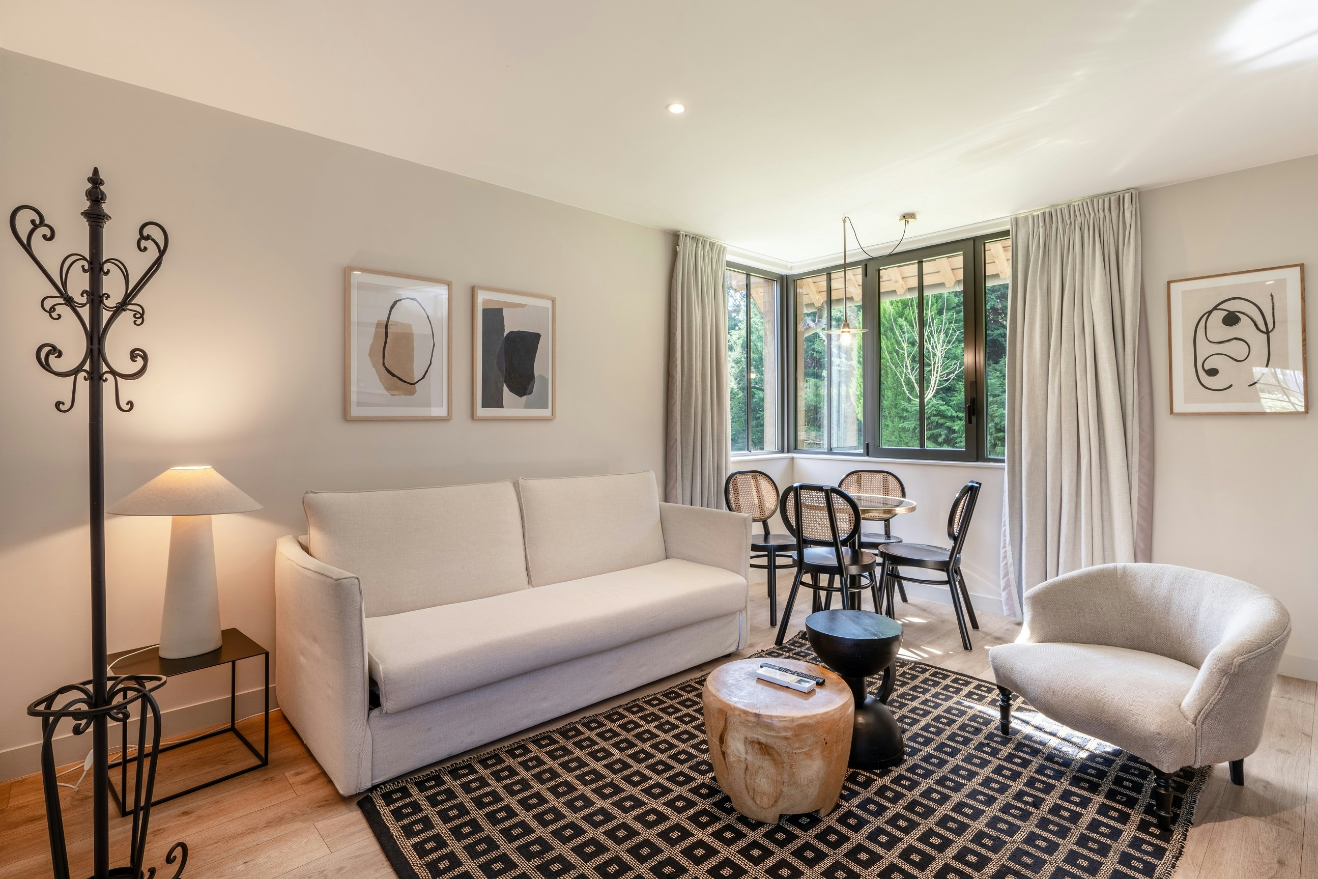 Private Cottage - Living Area