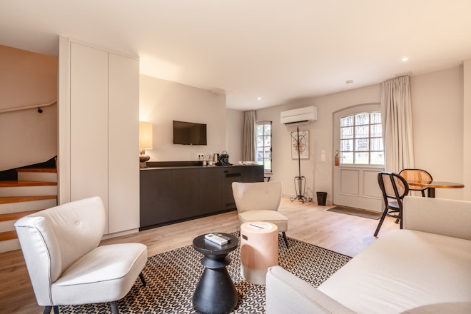 Suite - Living Area