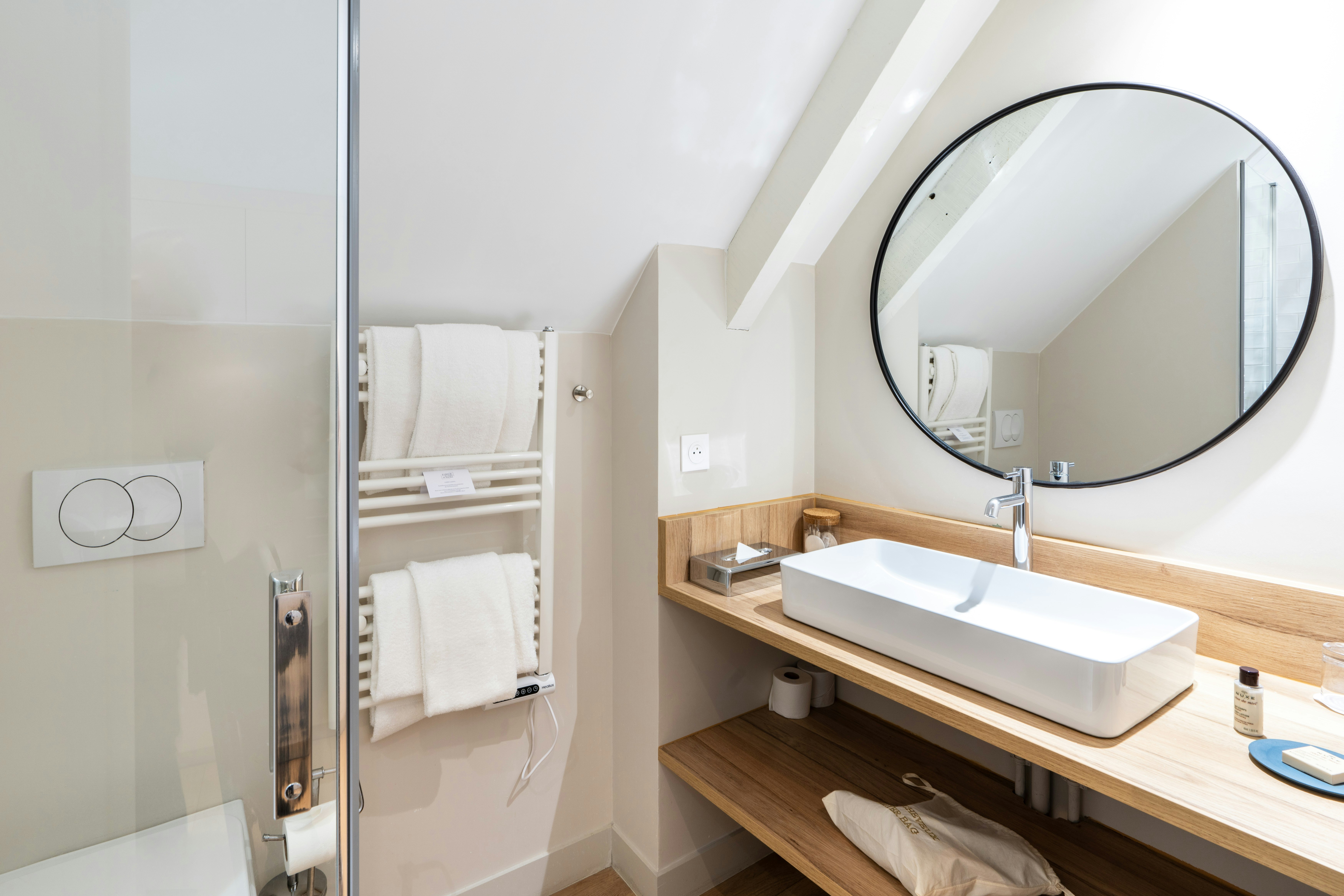 Superior Room - Bathroom