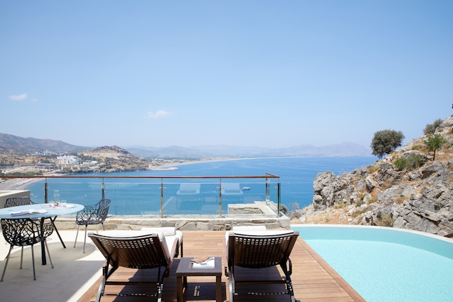 Private Pool Maisonette - Sundeck & Pool