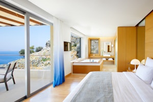 Private Pool Maisonette - Bedroom