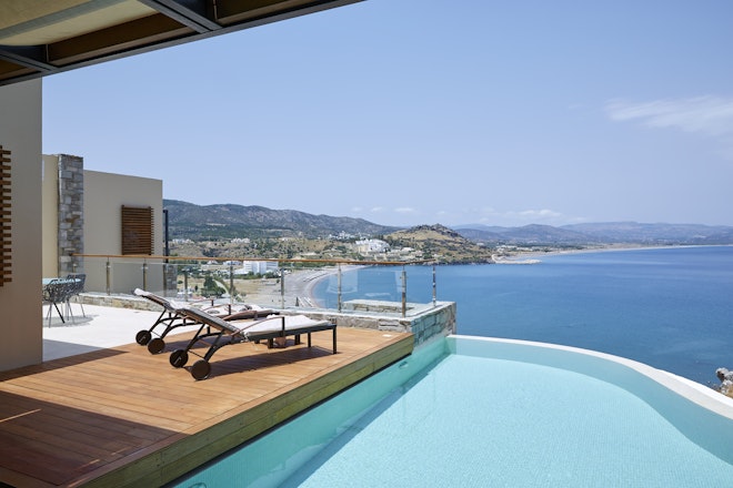 Private Pool Villa - Sundeck & Pool
