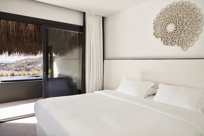 Design Suite Hot Tub