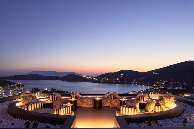 Sunset Lounge