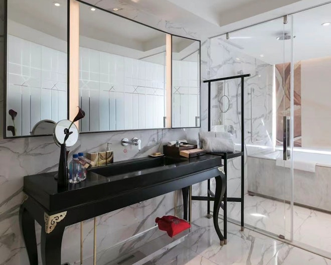 Suite