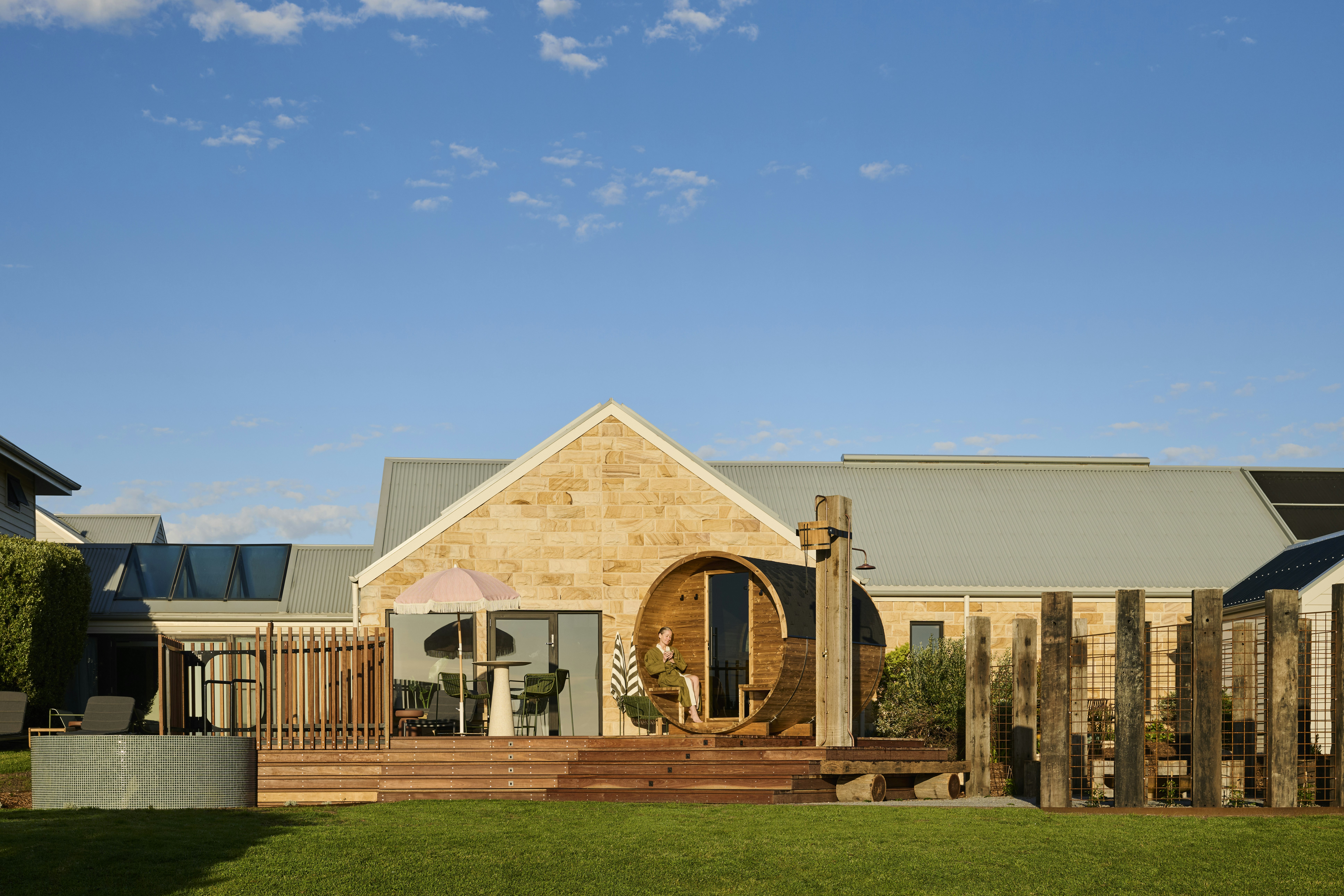 Lon Retreat contrast space landscape