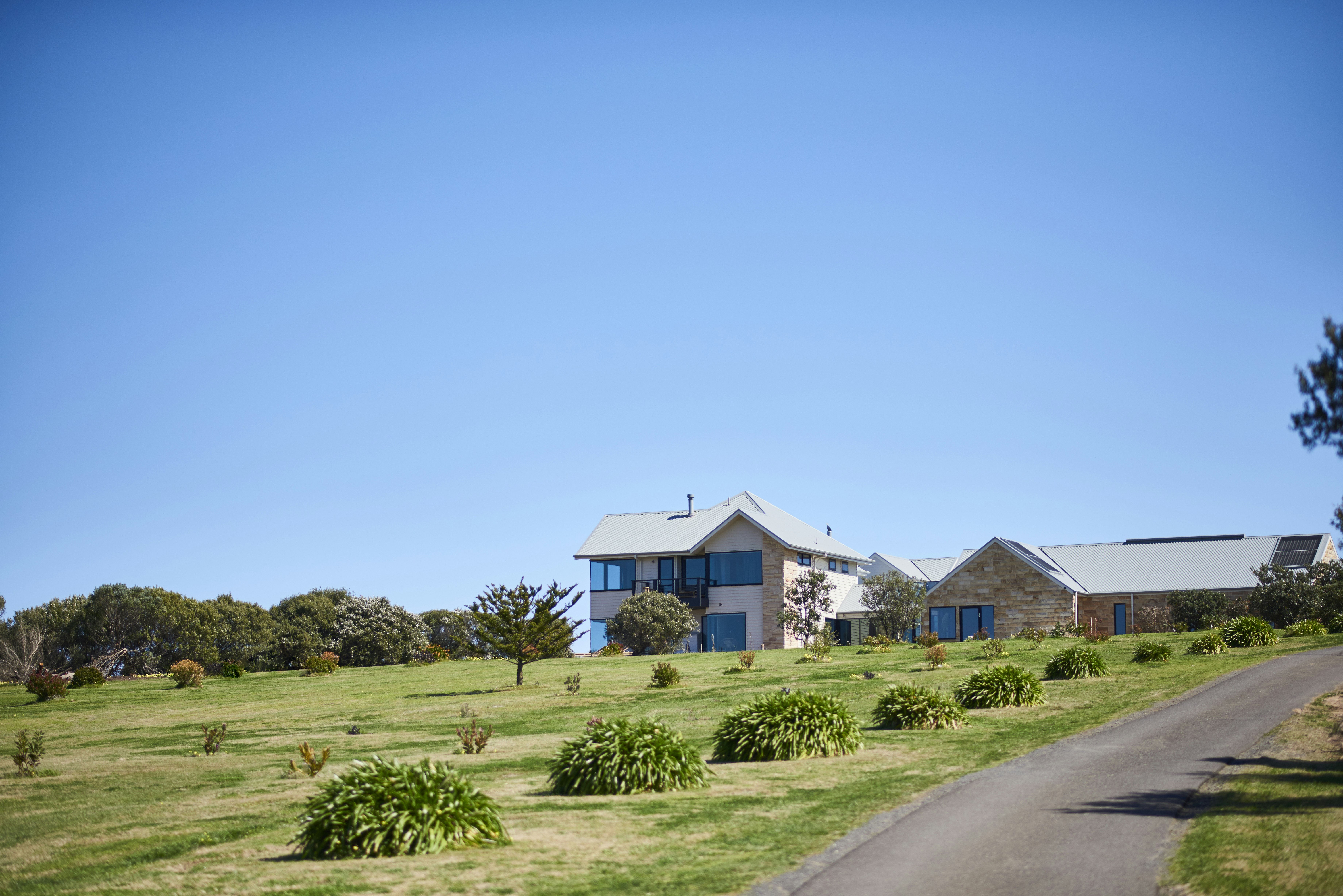 Exterior Front Driveway
