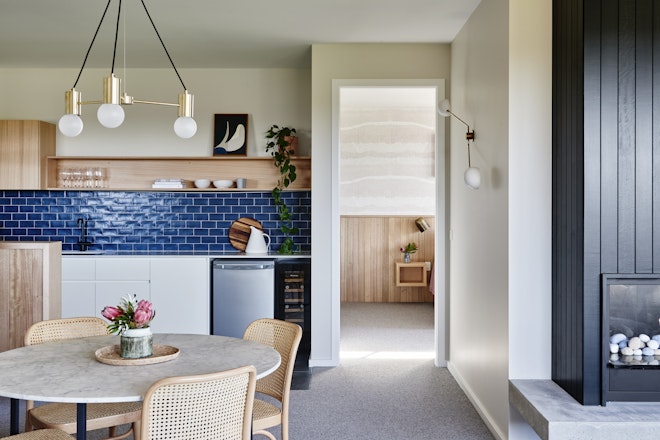 Alto Suite - Kitchen & Dining Area