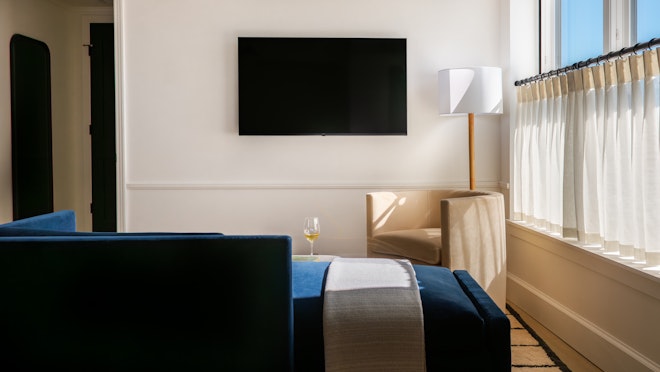 Suite - Living Area