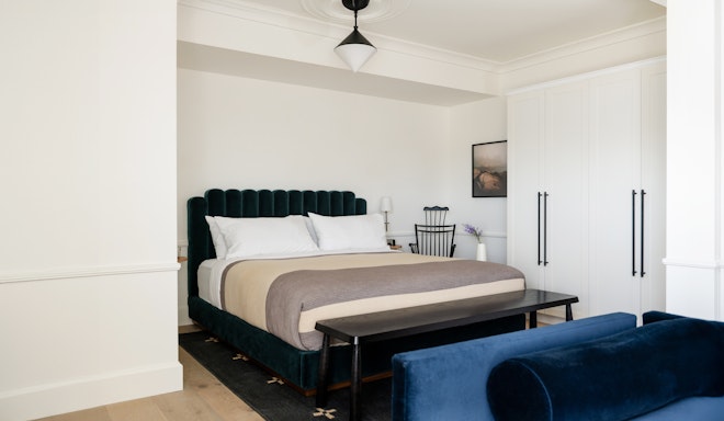 Suite - Bedroom