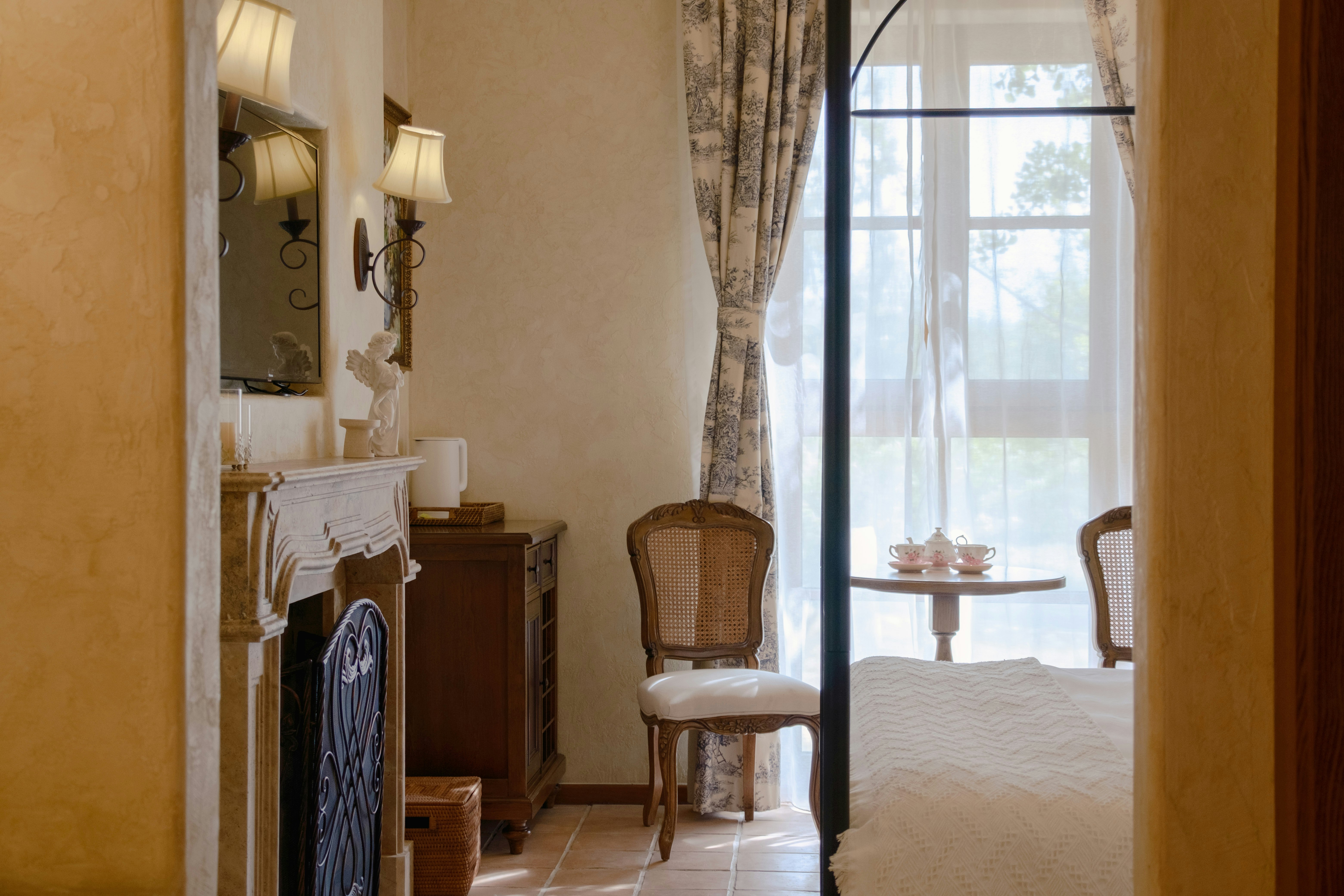 Cabernet Sauvignon Country View King Room - Bedroom