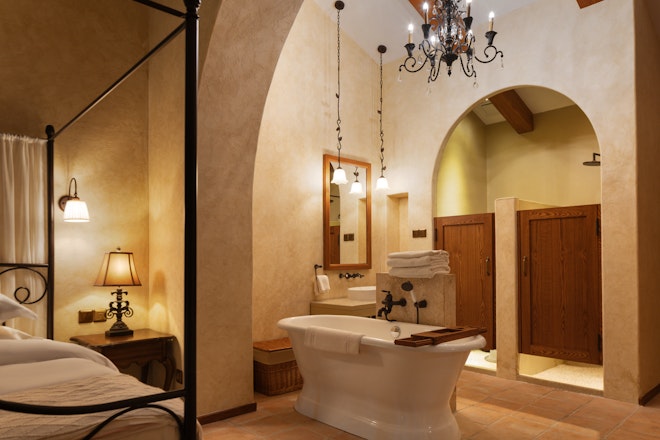 Petit Manseng Honeymoon Queen Room with Sea View - Bathtub