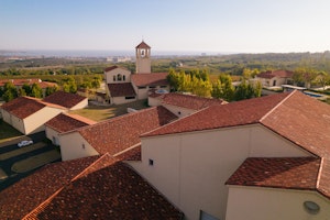 Longting Vineyard Exterior
